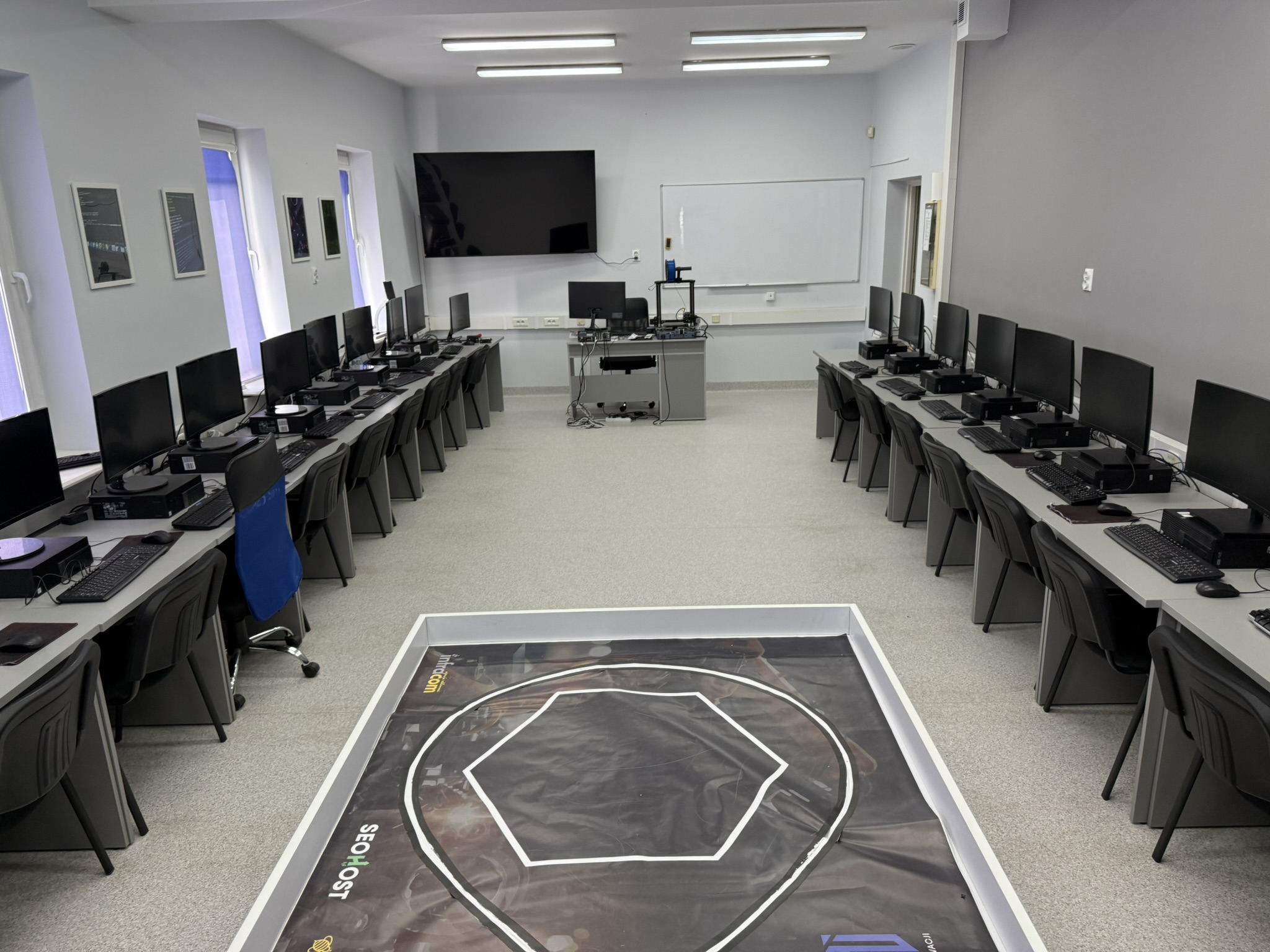 Sala komputerowa B
